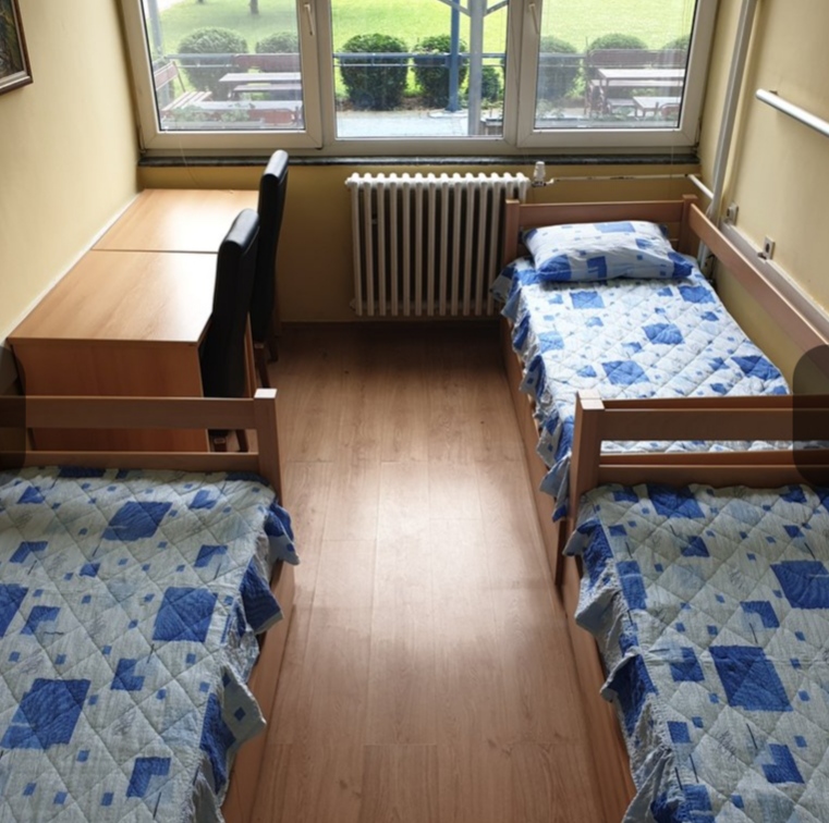 Soba sa radnim prostorom
